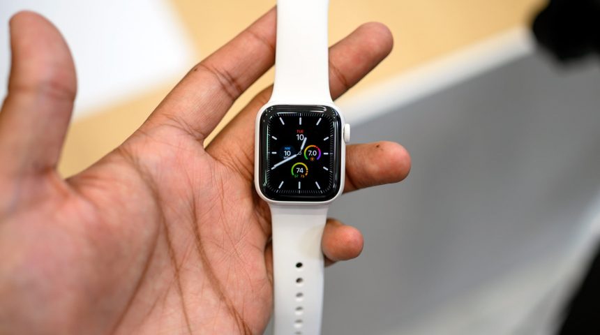 Highlighting the benefits of carrying iPhone watch series 5